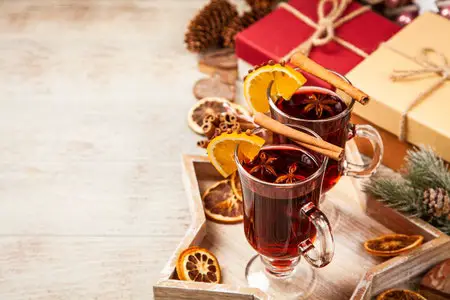 How to Heat Mulled Wine